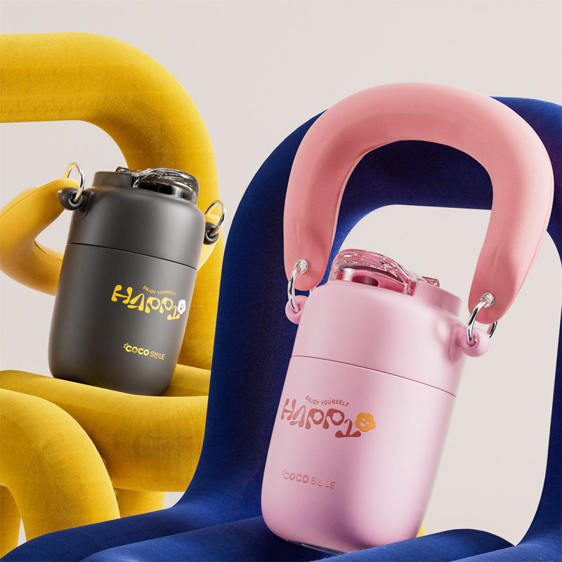 Stainless steel cup with handle